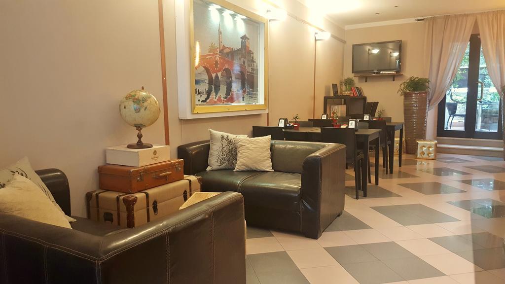 Boutique Hotel Corte Malaspina Castelnuovo del Garda Eksteriør billede