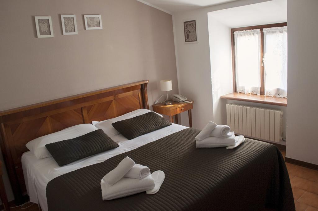 Boutique Hotel Corte Malaspina Castelnuovo del Garda Eksteriør billede