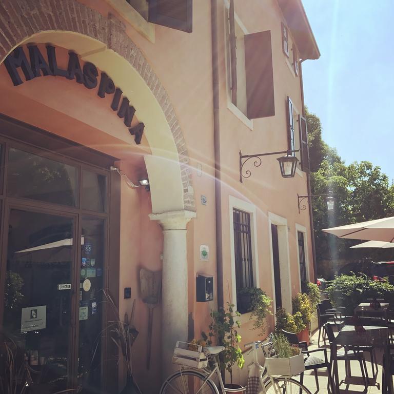 Boutique Hotel Corte Malaspina Castelnuovo del Garda Eksteriør billede