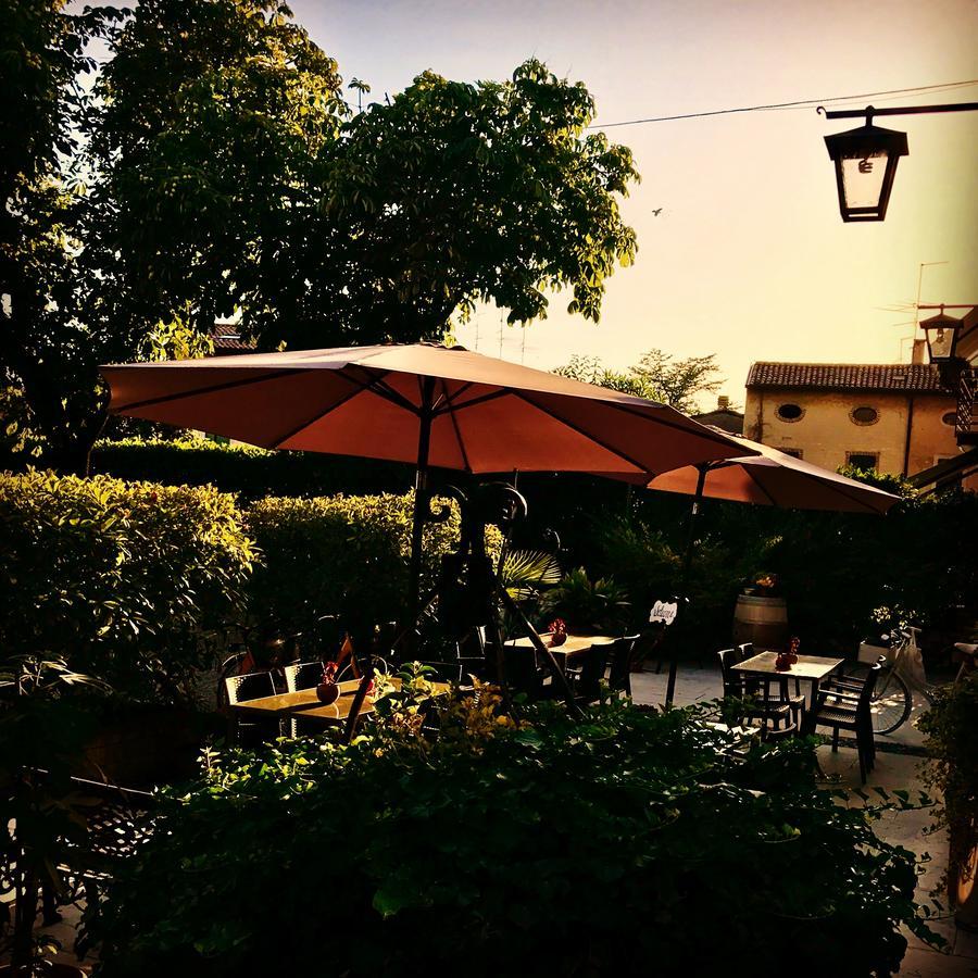 Boutique Hotel Corte Malaspina Castelnuovo del Garda Eksteriør billede
